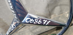 Эмблема GLC (X253) GLE (W166) GLS (X166) Б/У Оригинал A0008172116