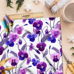 Ткань шифон насыщенные фиолетовые анютины глазки на белом фоне