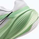 Женские Кроссовки для бега Nike Downshifter 14 white/cucumber calm/illusion green/white