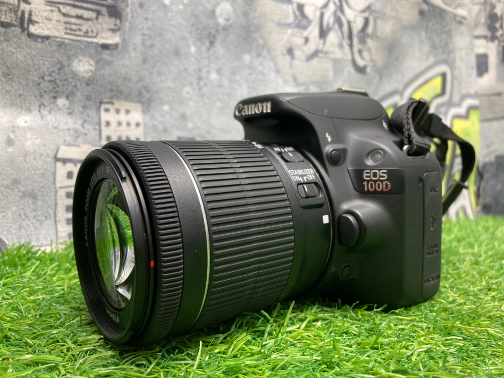 Canon 100D Kit 18-55mm 3.5-5.6 IS STM 3.800 кадров