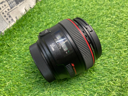 Canon EF 50mm 1.2L USM
