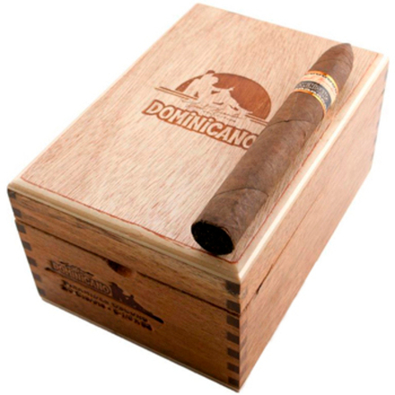 Nestor Miranda Special Selection Dominicano Oscuro Piramide