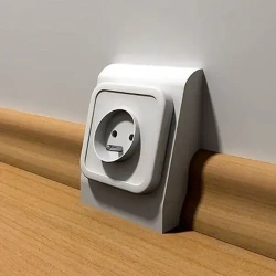 Монтажный бокс для плинтуса, короб в плинтус для розеток