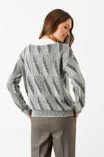 22776 Джемпер женский (черно-молочный)