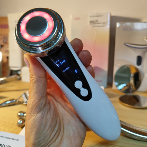 Микротоковый вибромассажер для лица с LED терапией