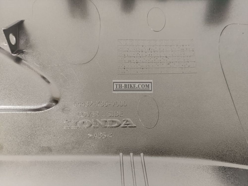 64432-K35-V00ZK. COVER, L. SIDE *NHA35M*. HONDA