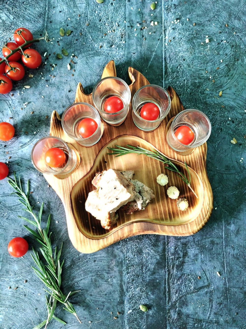 Деревянная шотница для подачи из кедра с 5 стопками