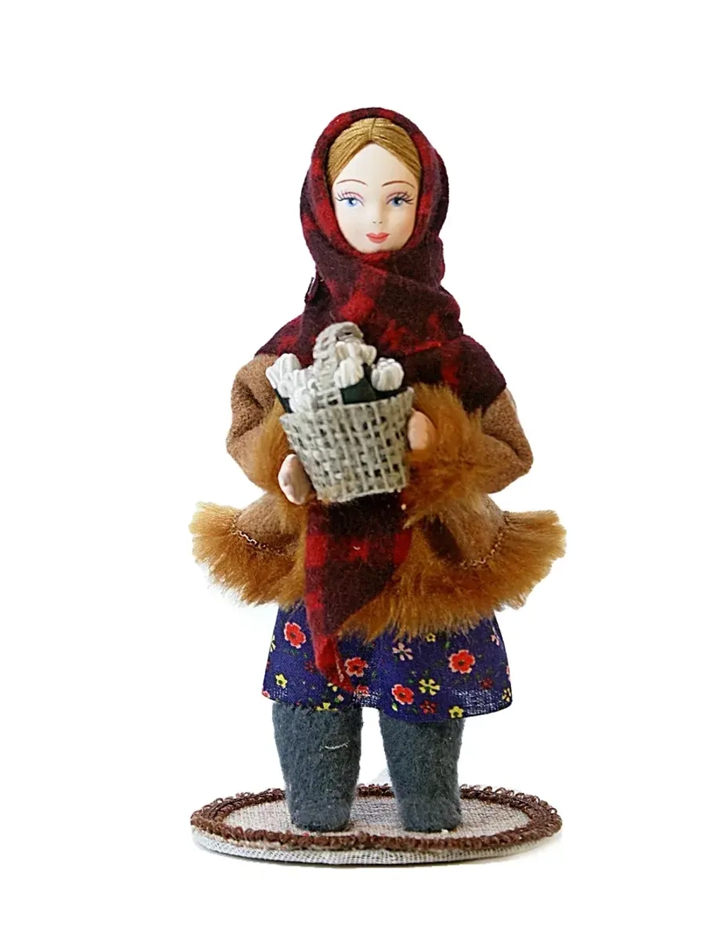 Кукла сувенирная Девочка