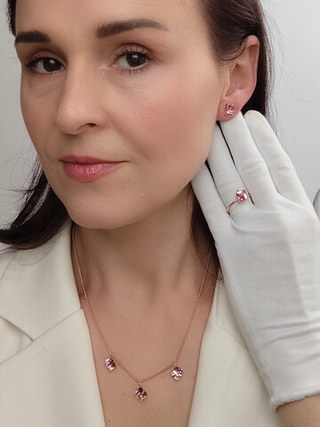 Колье Миражи с розовыми кристаллами-кубиками Swarovski