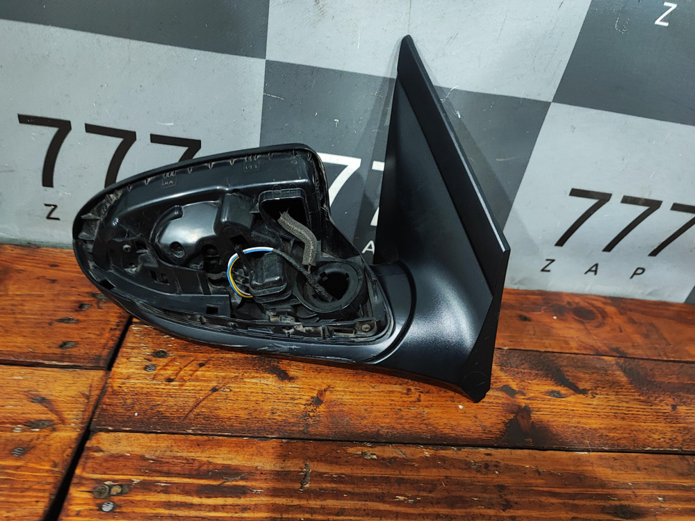 Зеркало правое 5 Pin Hyundai Solaris 2 17-нв Б/У Оригинал 87620H5110