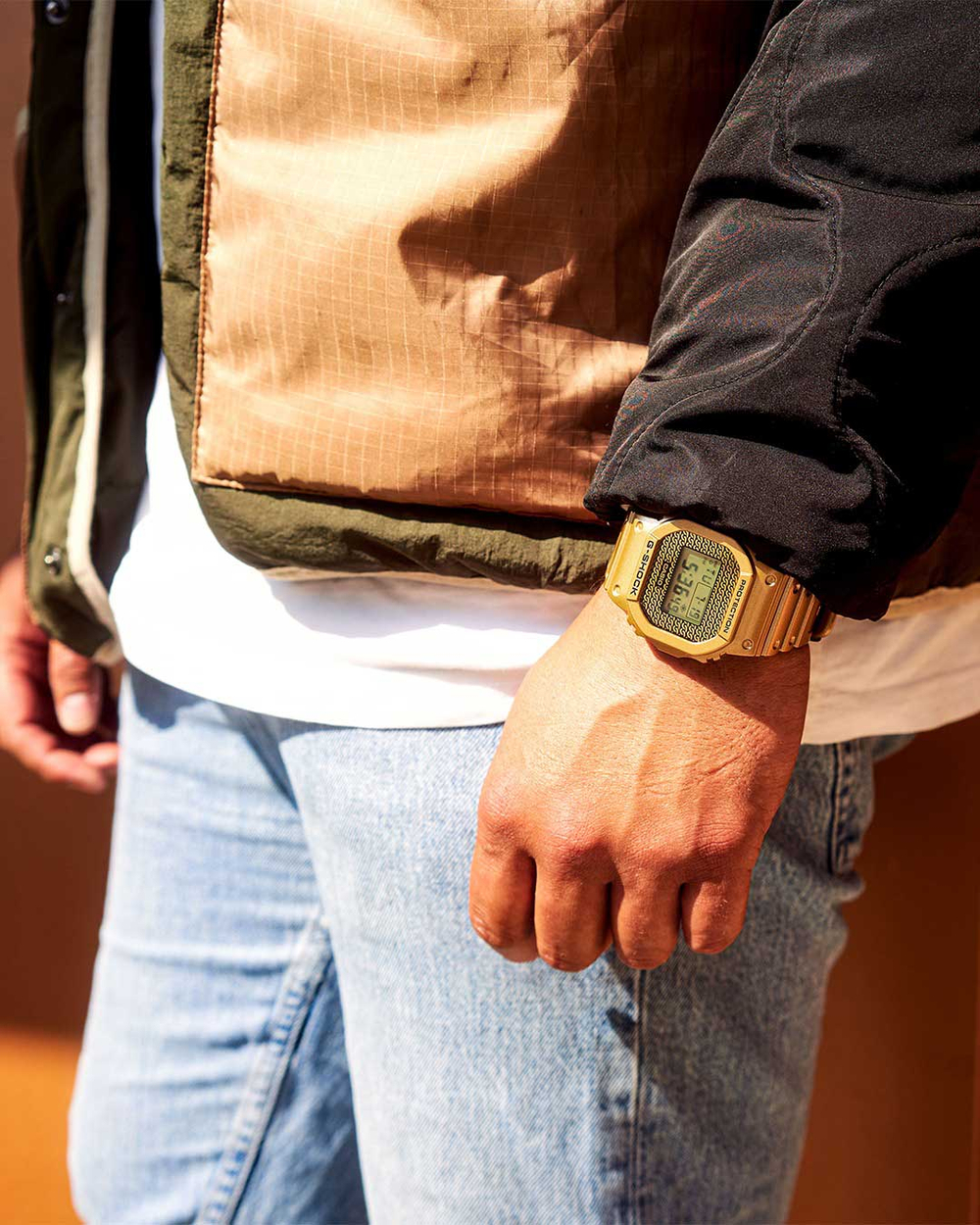 Часы Casio DWE-5600HG-1