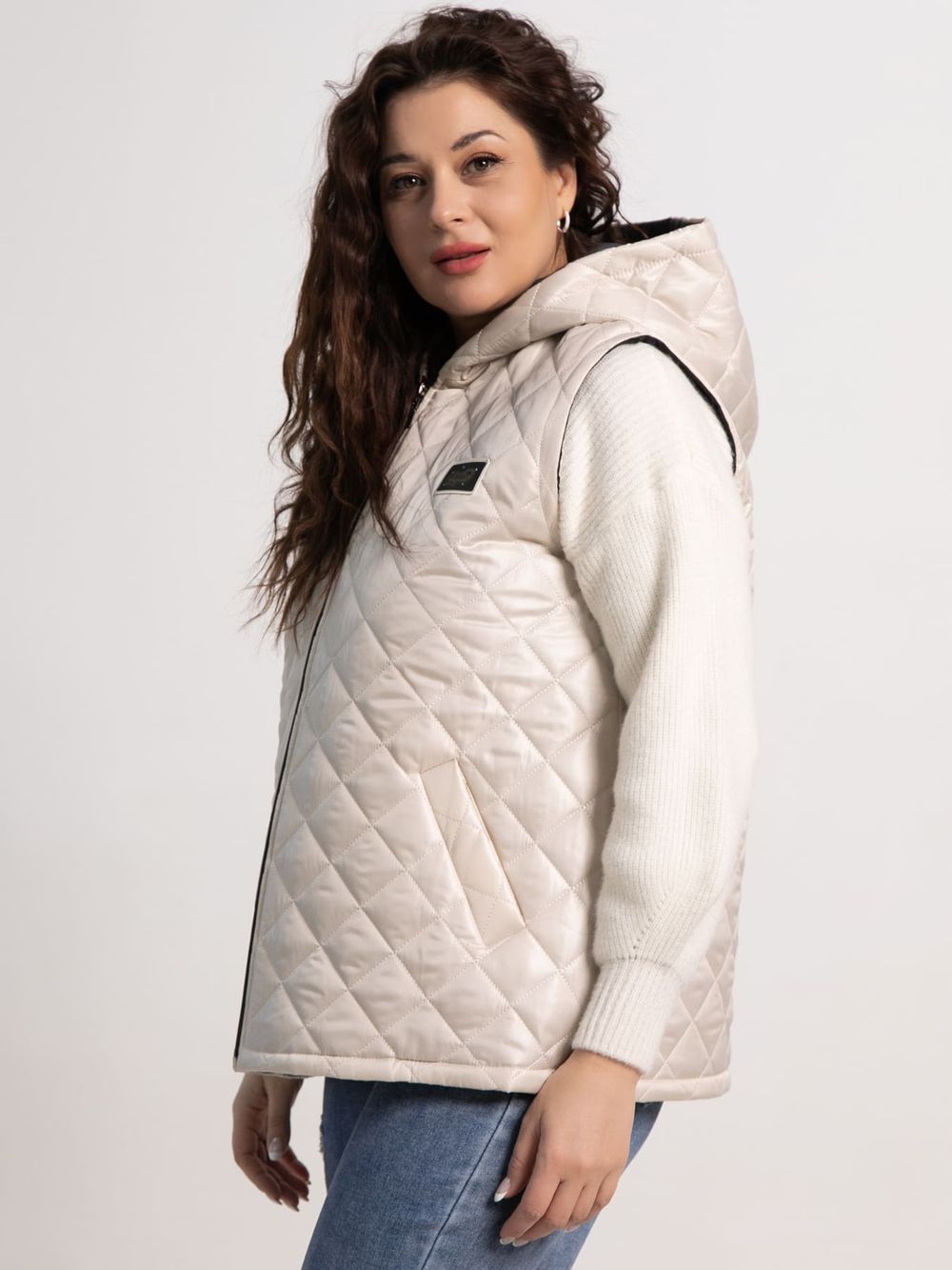 Жилет утепленный Дориана (бежевый) Б15322-18М LT Collection