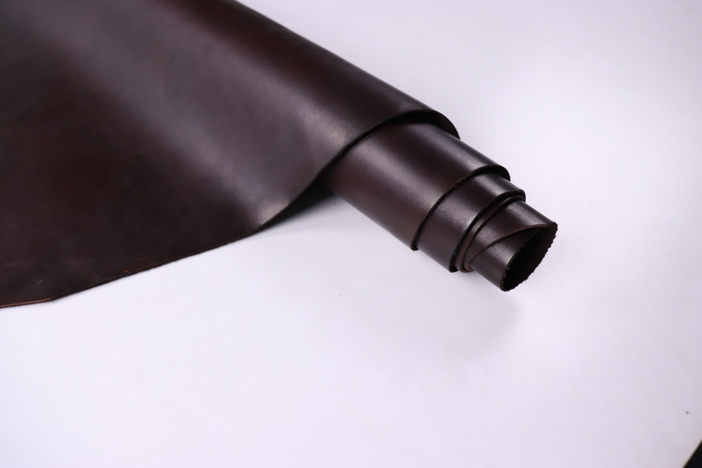 1,3-1,5 Кожа лицевая Махагон с отделкой Oil Wax 159дм² (КЛ)