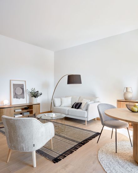 Круглый стол Licia из массива манго с натуральной отделкой Ø 120 см Испания La Forma