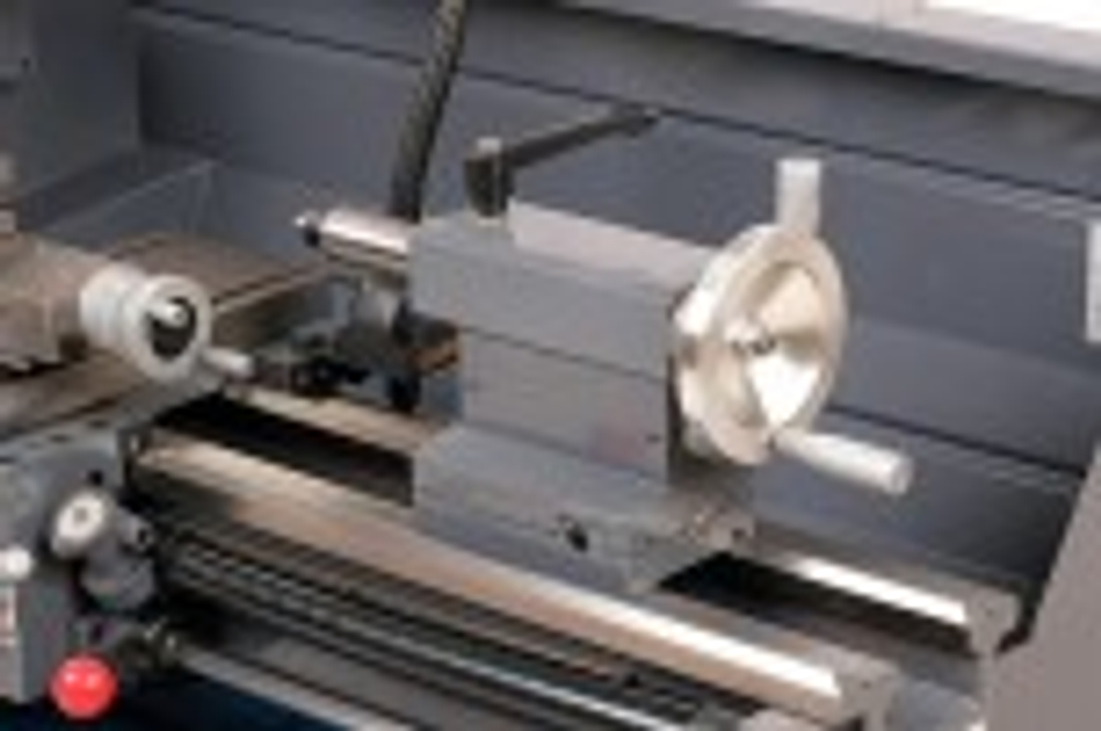 Станок токарный NORDBERG NLM650