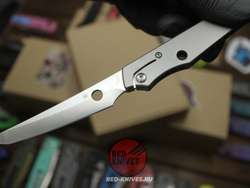 Нож Spyderco Slym - светлая рукоять