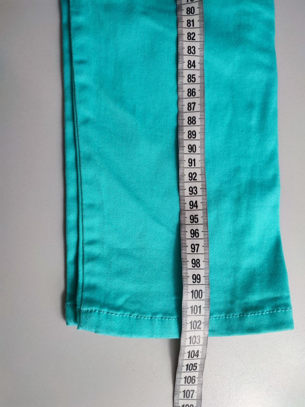 Брюки Ostin яркие хлопковые 44 размер