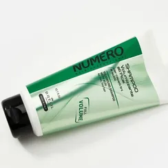 ШАМПУНЬ ДЛЯ ПРИДАНИЯ ОБЪЕМА С ЭКСТРАКТОМ ЯГОД АСАИ ДЛЯ ТОНКИХ И ОСЛАБЛЕННЫХ ВОЛОС