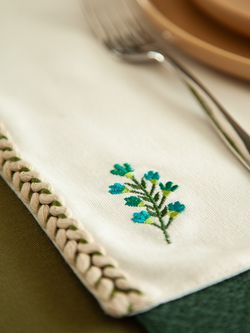 Салфетка под приборы Meadow bloom из коллекции Ethnic, 33х48 см