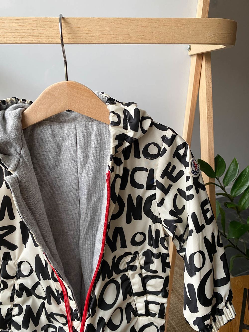 Комбинезон Moncler, 80