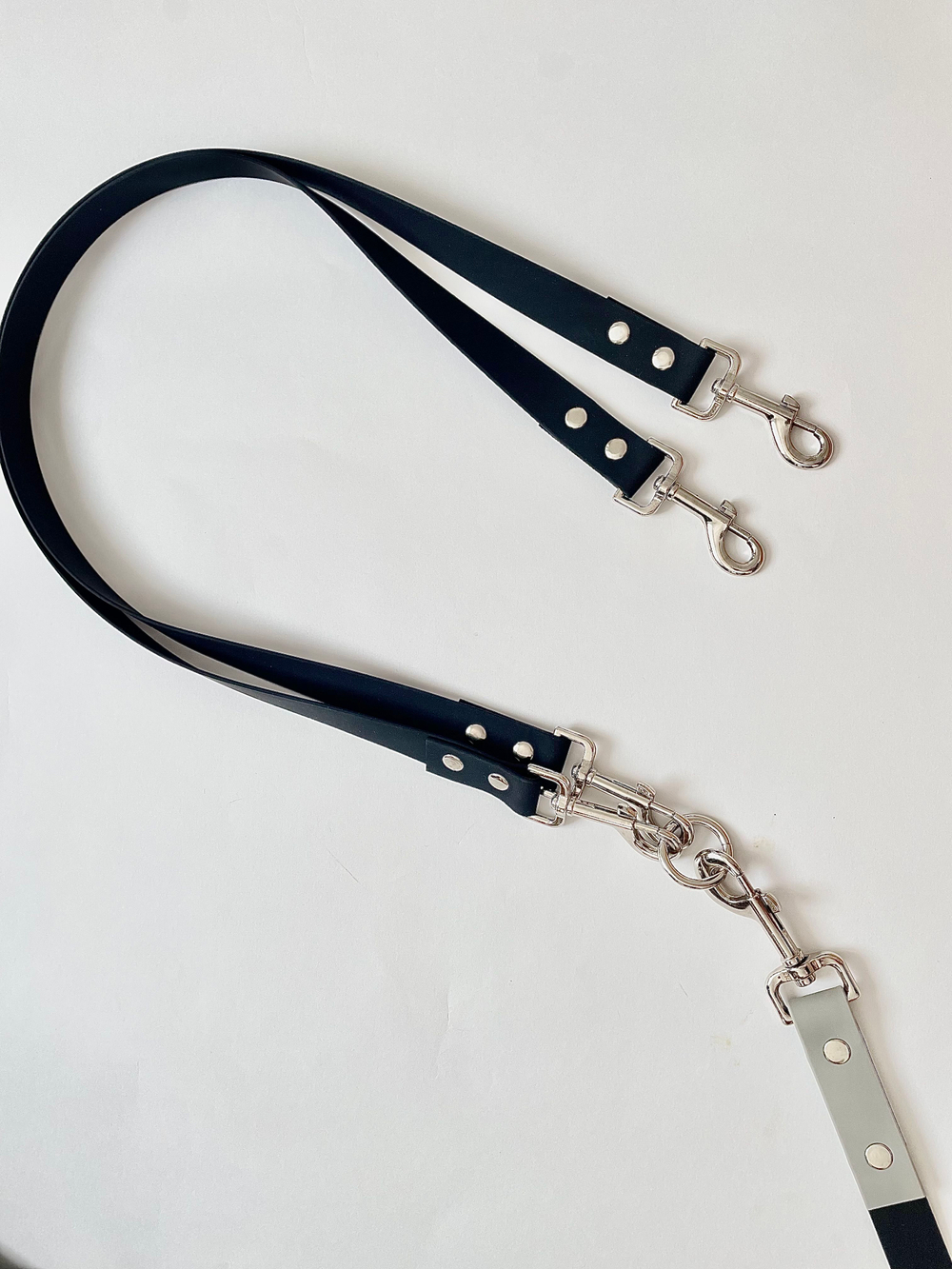 Сворка для двух собак биотан водонепроницаемый 50 см , 25 мм