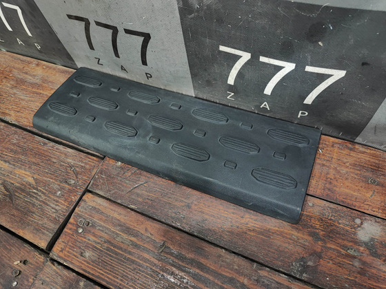 Накладка заднего бампера Tank 300 21-нв Б/У Оригинал 2804241XKM01A