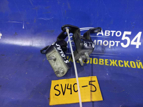 Петля двери задней левой TOYOTA CAMRY 1996