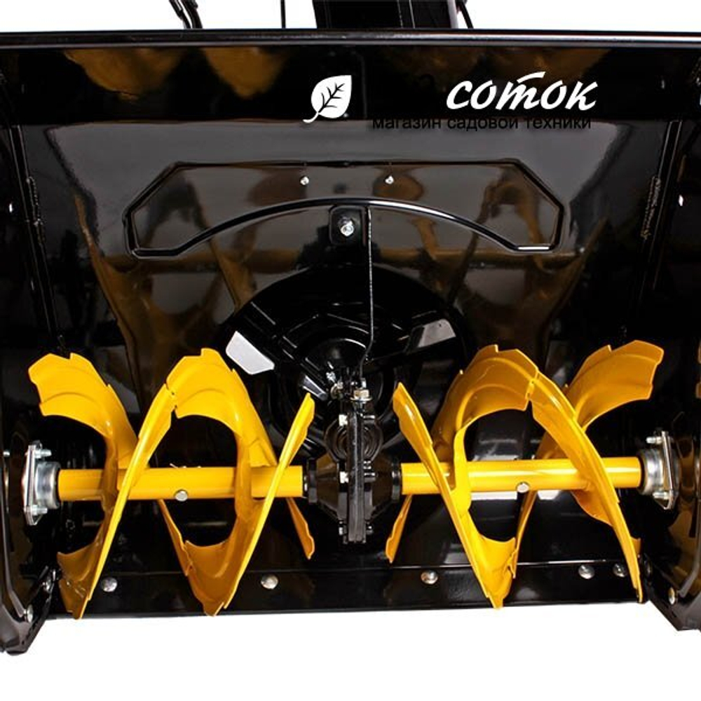 Снегоуборщик бензо Champion ST556 (5,5л.с,56см,62,5кг)