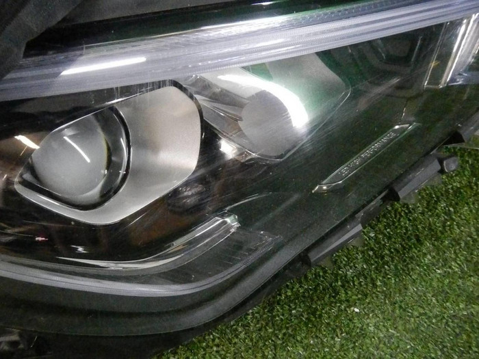 Фара правая Mercedes CLA C118 (2019-2023) LED