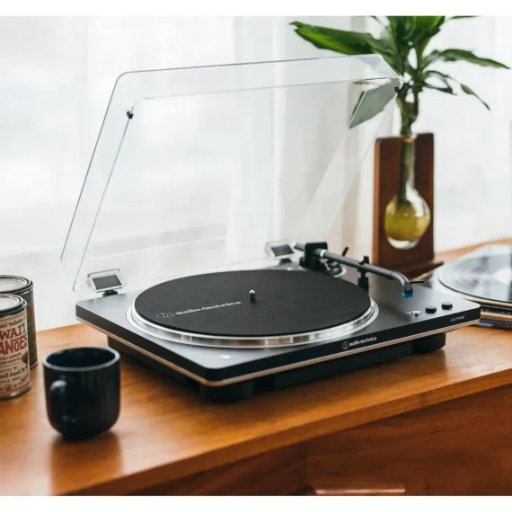 Audio-Technica AT-LP70XBT Black Silver
