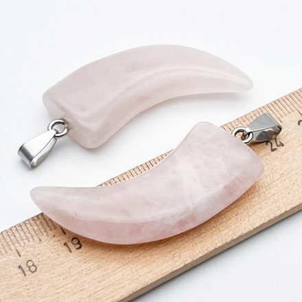 Подвеска Клык, розовый кварц, размер 40*17 мм, цена за 1 шт