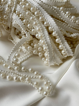 Тесьма кант белая с жемчугом и бисером