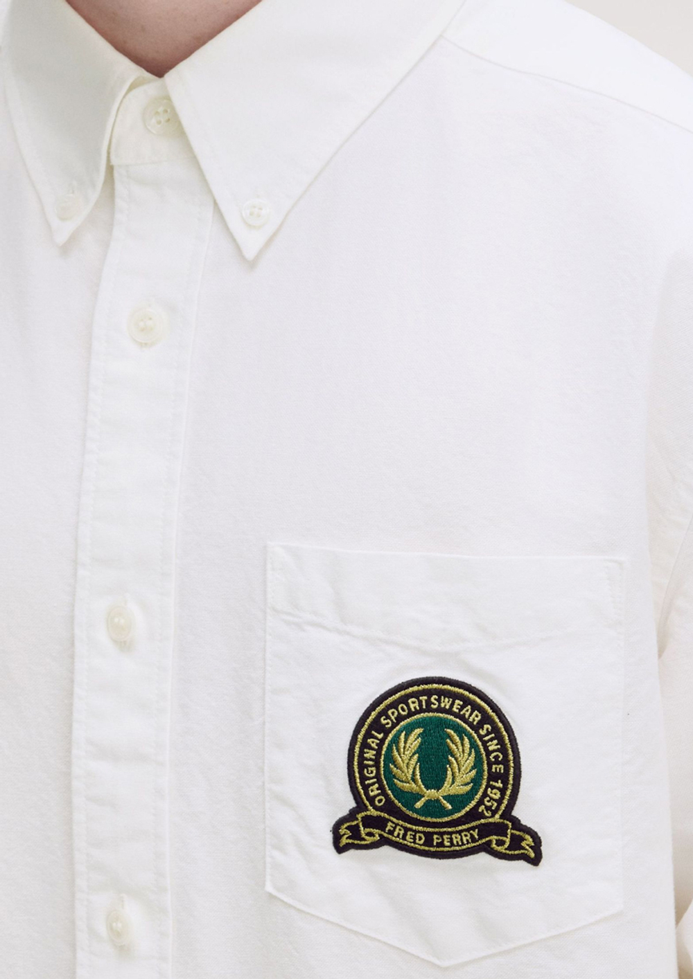 Рубашка FRED PERRY Tennis Badge Oxford Shirt