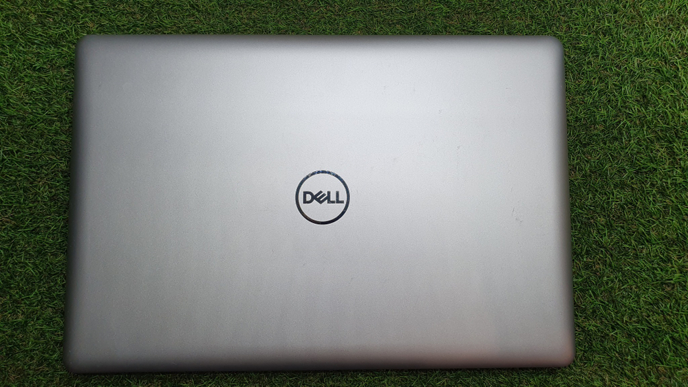 Ноутбук DELL i3-7/4Gb/FHD/Inspiron 5770 [5770-6922]/Windows 10