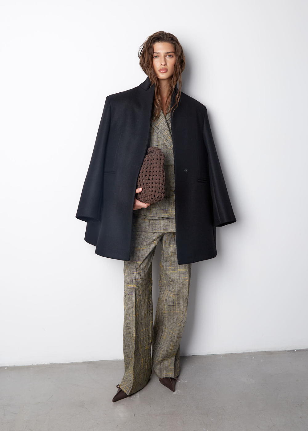 Брюки из шелка и вискозы Боттега Венета желтый/синий