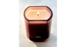 Zara Home Свеча ароматическая Warm Cherry 220 г, растительный воск, аромат фруктовый, Персиковый