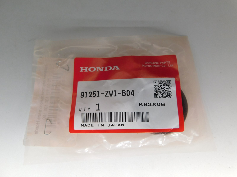 сальник вертикального вала Honda 75 90 115 130 135 150 91251-ZW1-B04