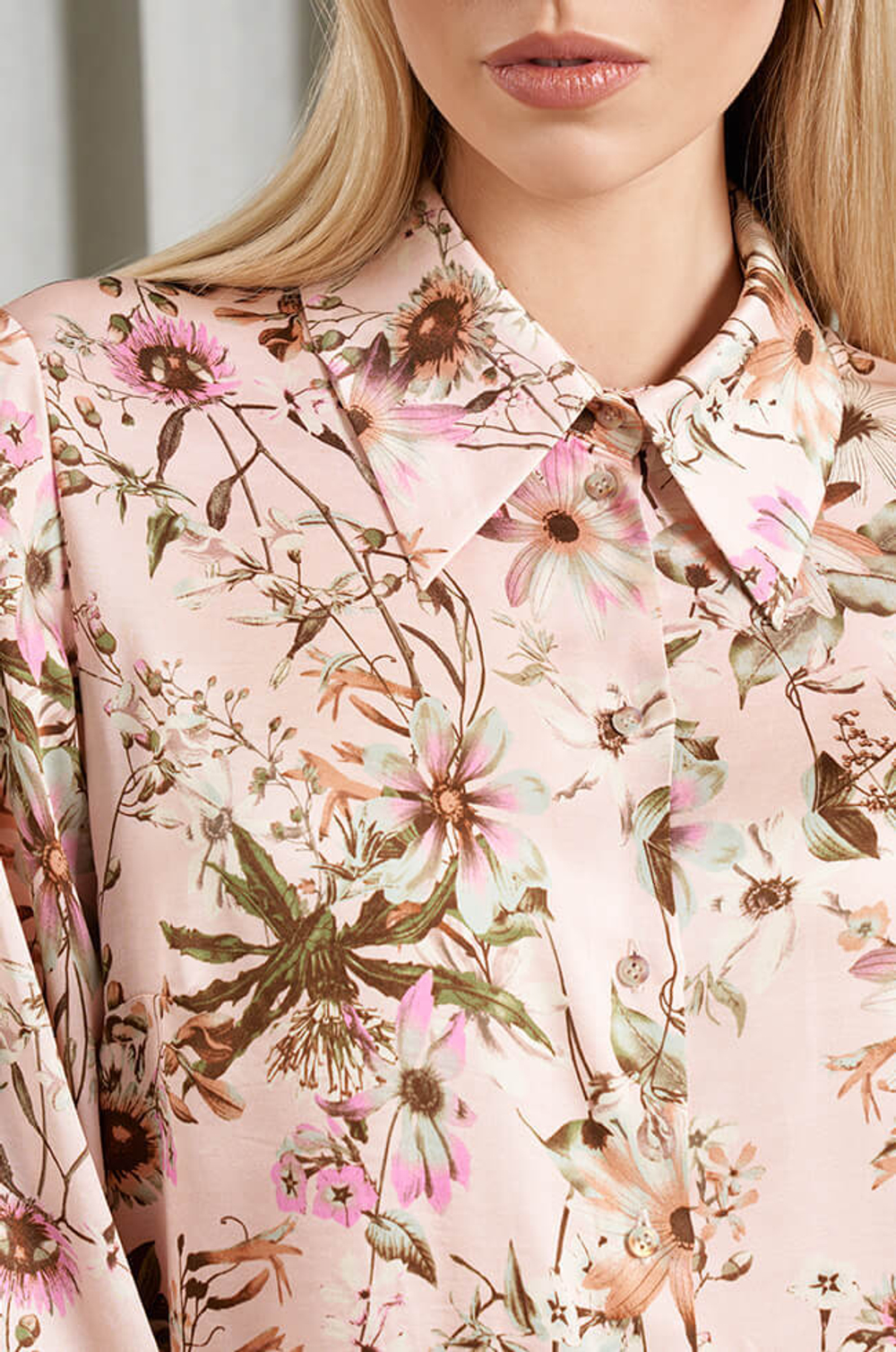 22926 Блузка женская (пудровый принт)