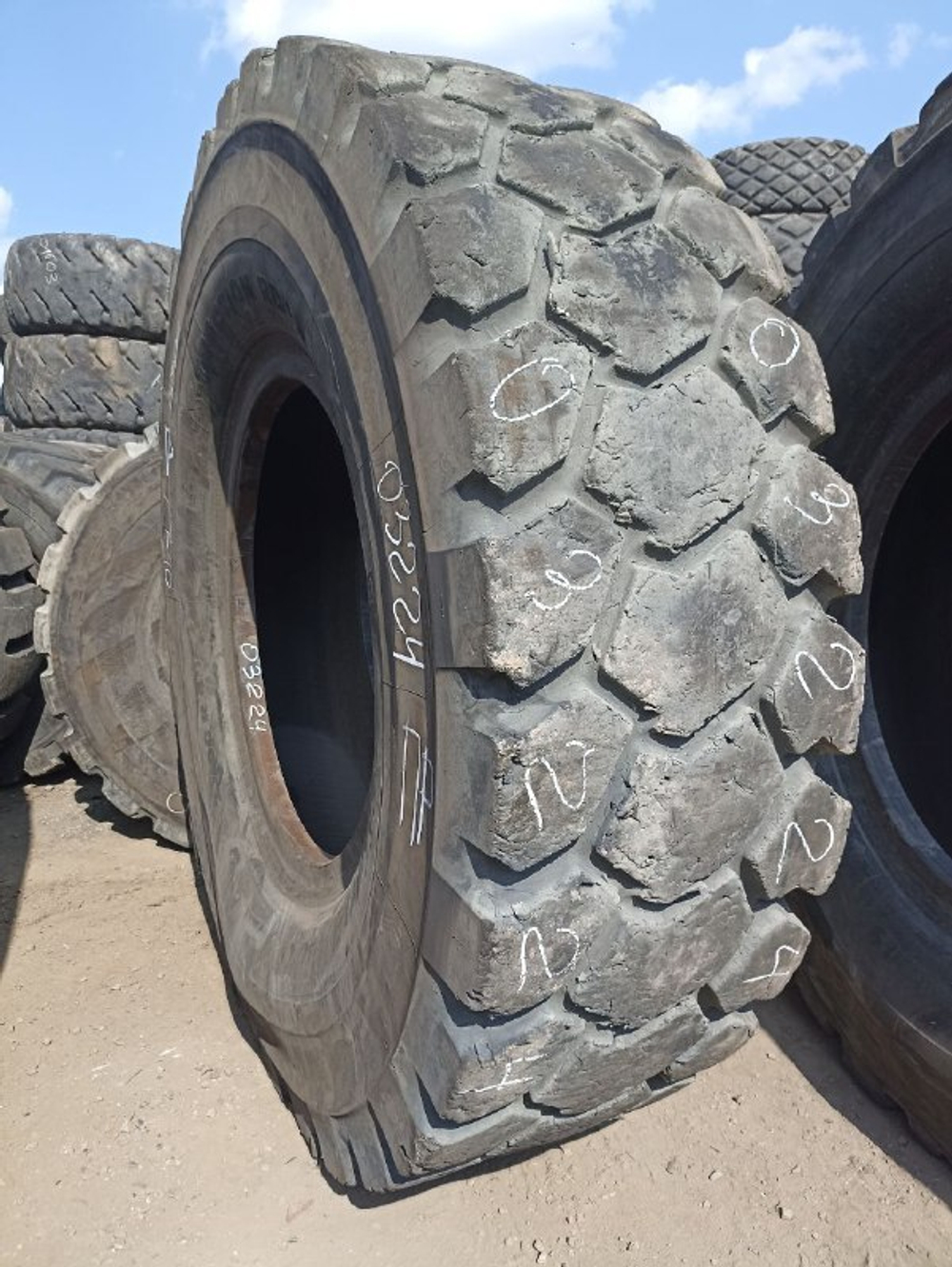 27.00R49 Michelin X-TRACTION шина б/у