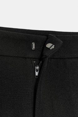 ZARA БРЮКИ CARROT С ЗАЩИПАМИ, ЧЕРНЫЙ