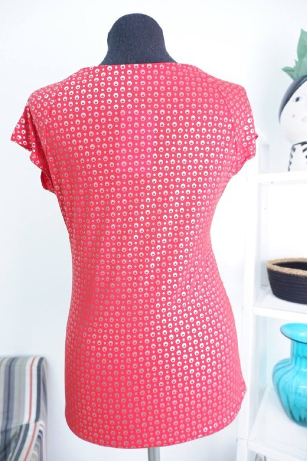 Блузка красная 44 размер