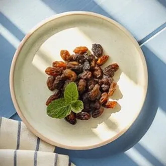 Изюм мелкий / 500 г