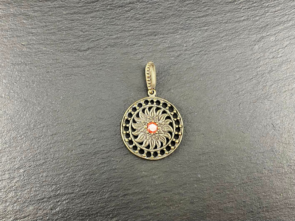 Подвеска. Солнце