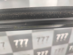 Молдинг стекла переднего левого CLS (C257) 17-нв Б/У Оригинал A2577250900