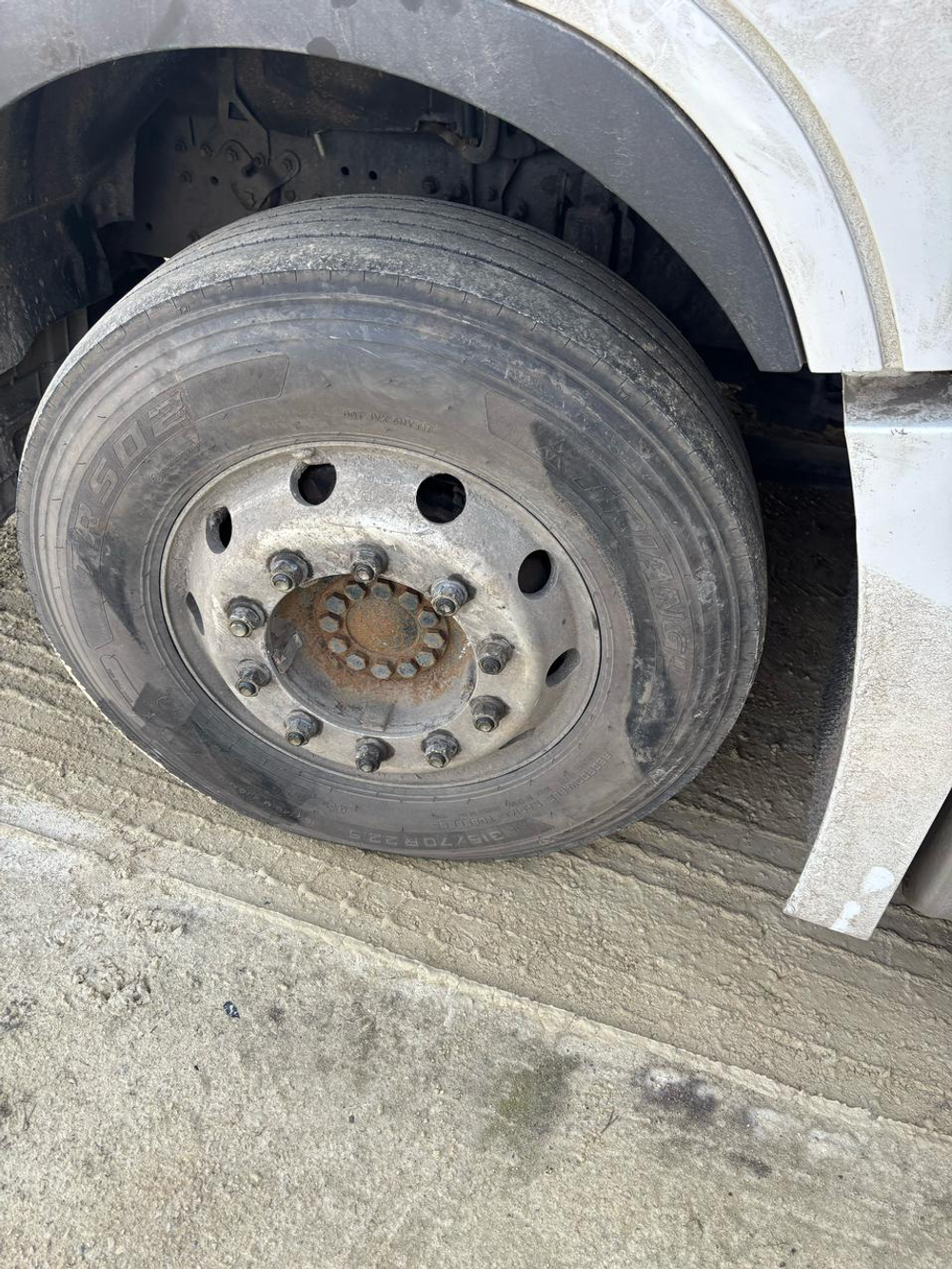 Shacman (Shaanxi) SX* 4x2 Седельный тягач SX4188YY381 (Дизельный, 12,5 л, 473 л.с., АТ)