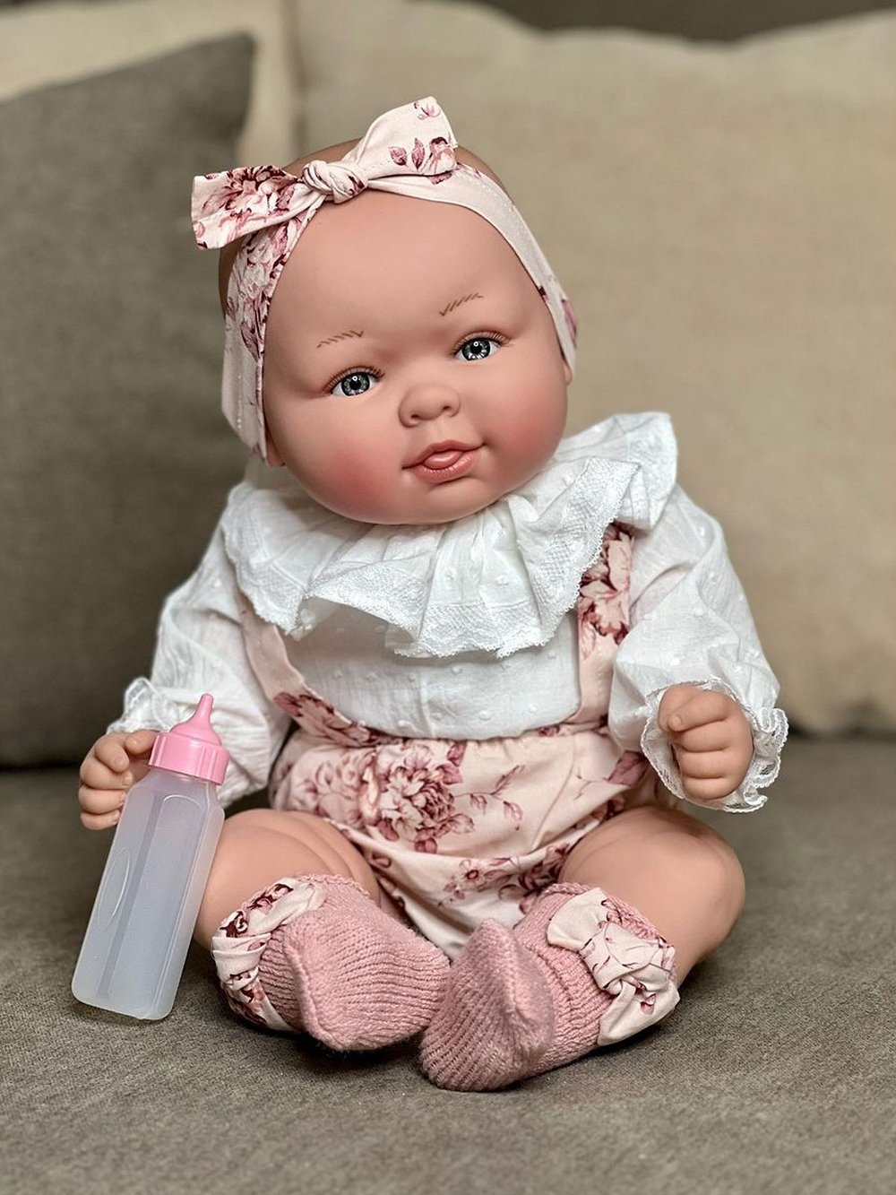 Кукла Manolo Dolls мягконабивная Manolita 47см в пакете (1177A1)