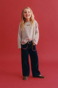 ZARA ФУТБОЛКА В ПОЛОСКУ С ВЫШИТЫМИ СЕРДЦАМИ, ЧЕРНЫЙ/ЭКРЮ