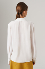 23160 Блузка женская (молочный)