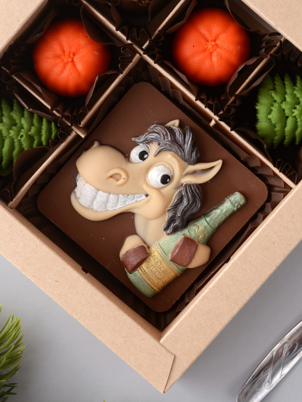 Набор шоколада ручной работы "Новогоднее настроение" #2 с символом 2026 года