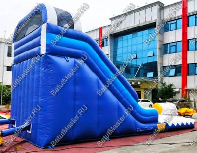 Надувная водная горка с бассейном «Айсберг» размер 9*4*5 м